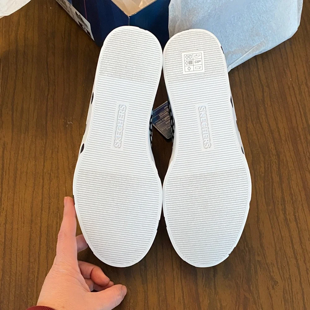 Skechers NIB - Eden Dots Galore Black and White Polka Dot Sneakers - Picture 8 of 11